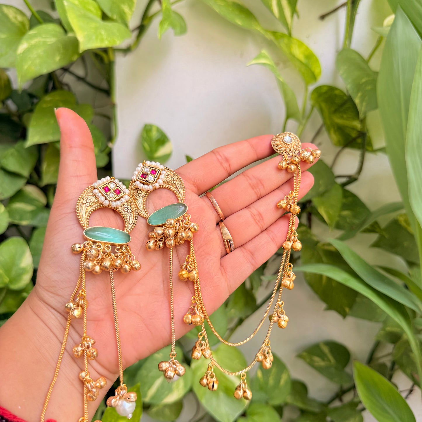 Jyoti droplet Sahara earrings